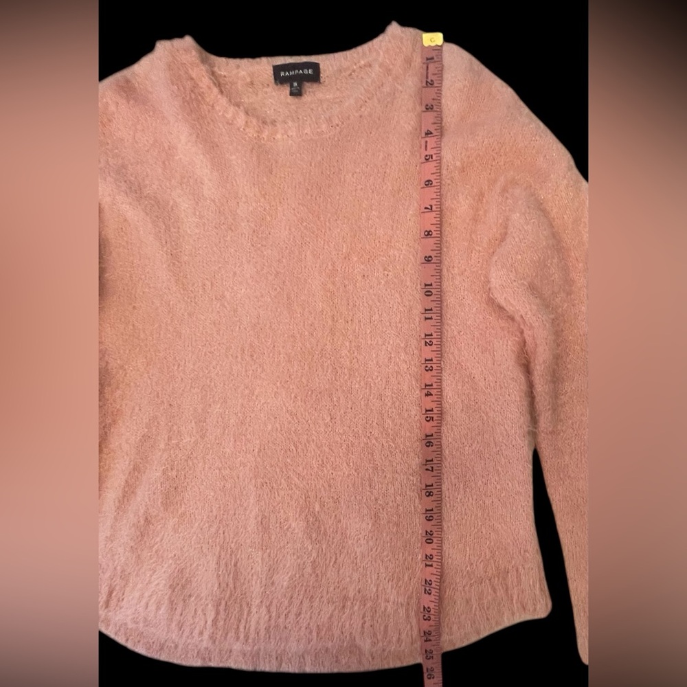 Rampage Sweater - Picture 2 of 7
